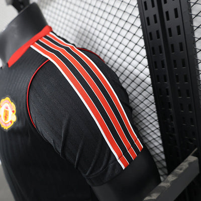 Manchester United Player Icon Black 2025